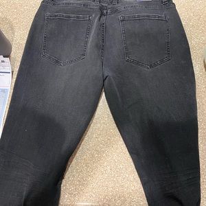 Mugsy jeans 34x34 (black) Practically new. Worn less than 5 times!